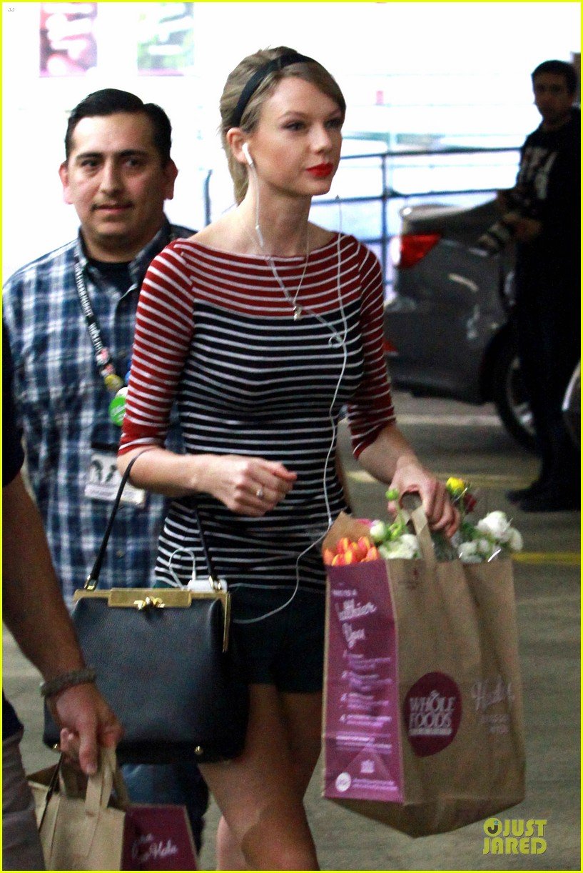Taylor Swift  Photoshoot