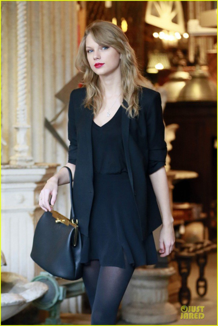 Taylor Swift  Photoshoot