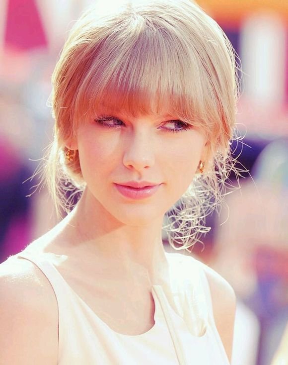 Taylor Swift  Photoshoot