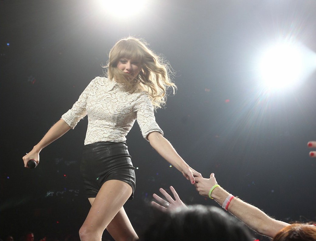 Taylor Swift  Photoshoot