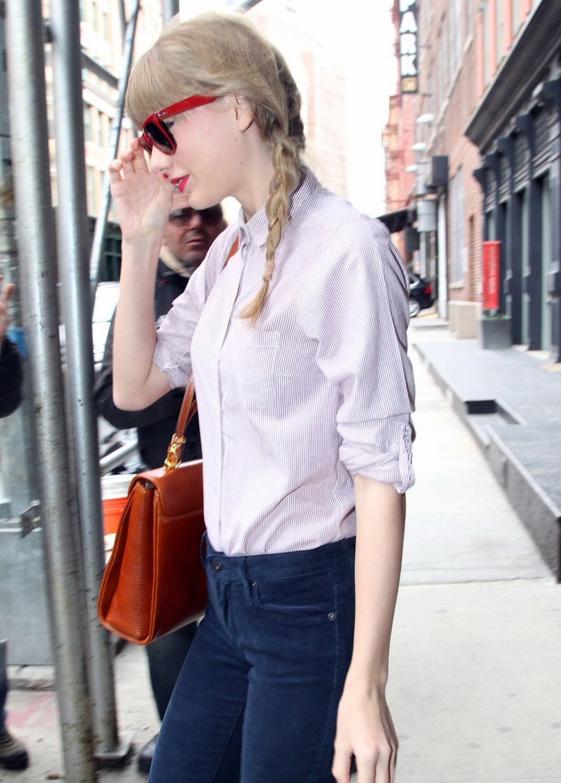 Taylor Swift  Photoshoot