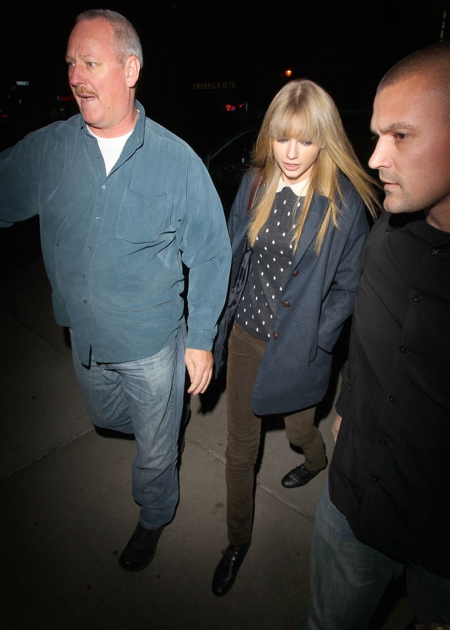 Taylor Swift  Photoshoot