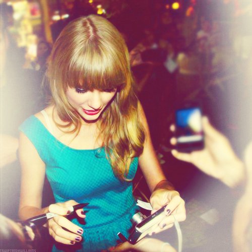Taylor Swift  Photoshoot