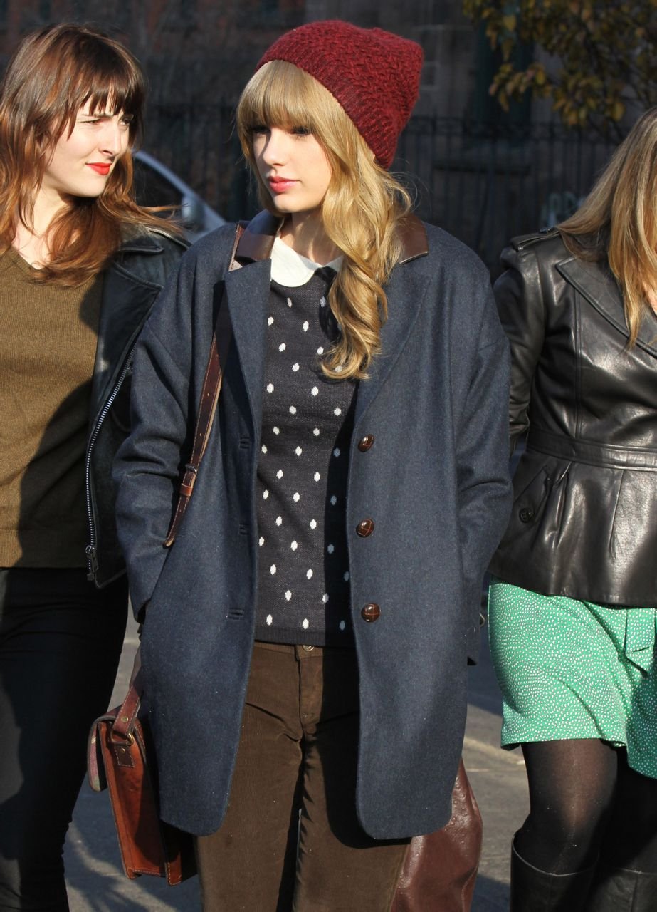 Taylor Swift  Photoshoot