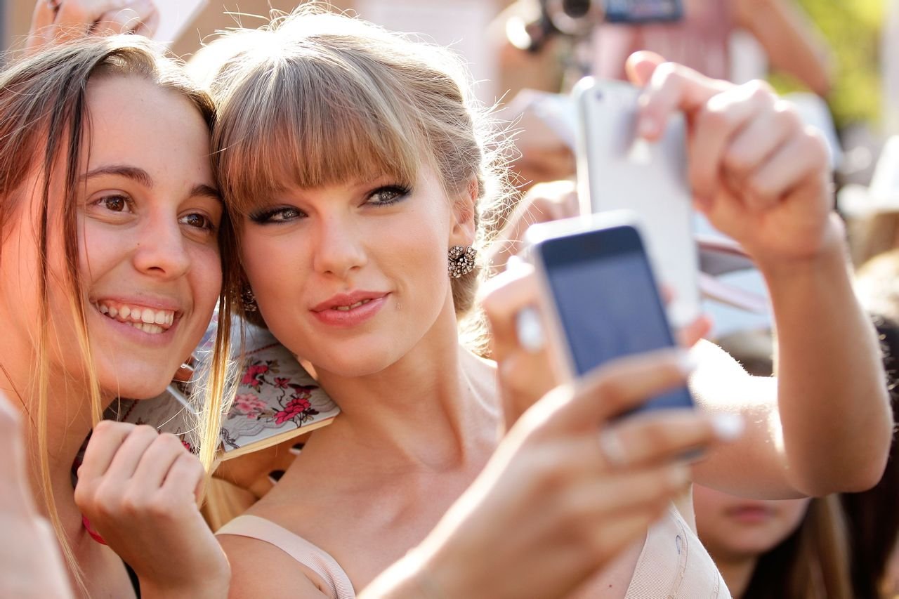 Taylor Swift  Photoshoot
