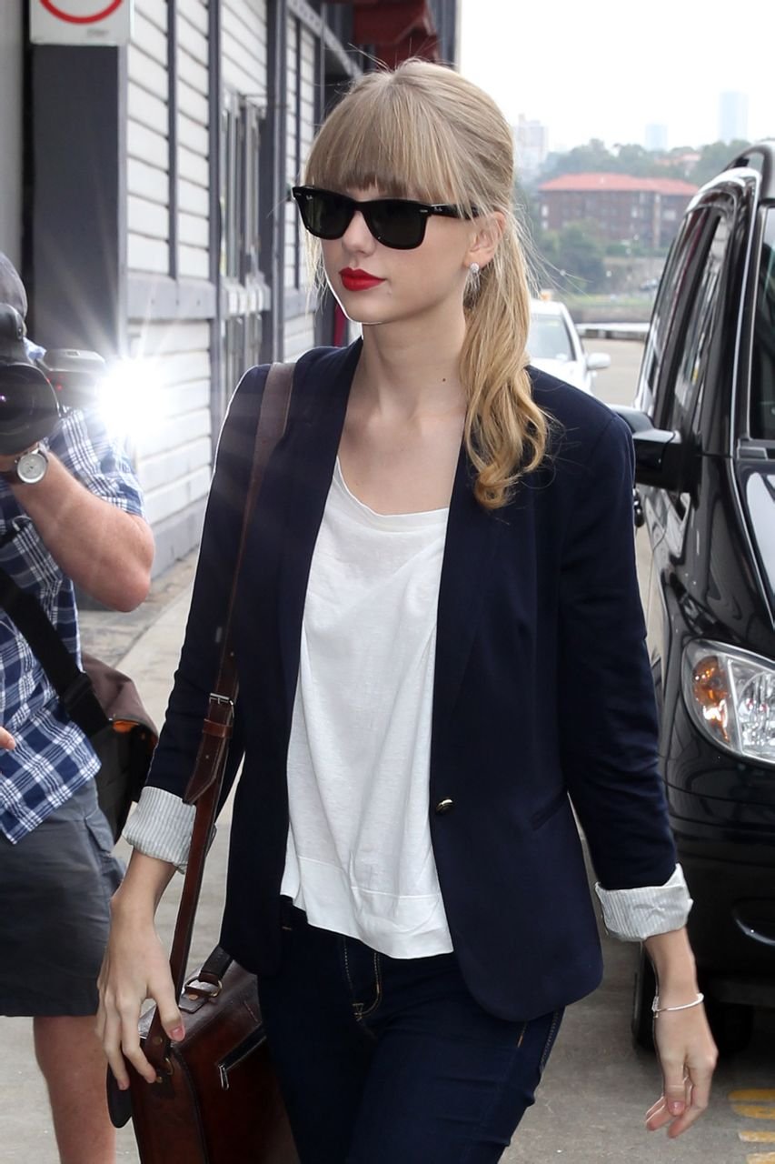 Taylor Swift  Photoshoot
