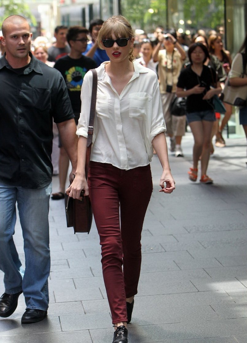 Taylor Swift  Photoshoot