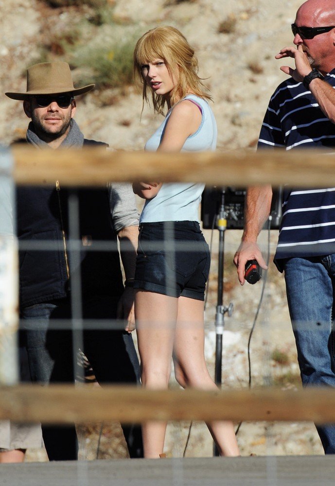 Taylor Swift  Photoshoot