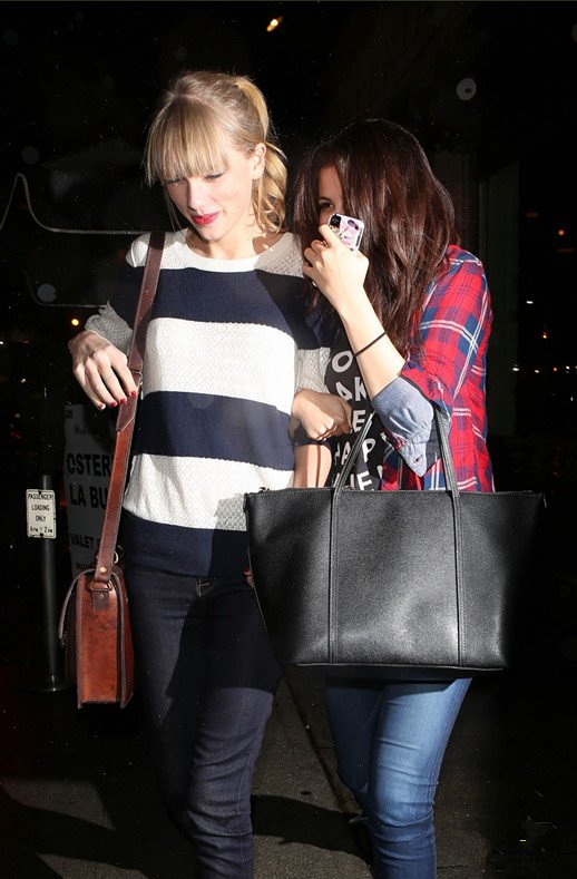 Taylor Swift  Photoshoot