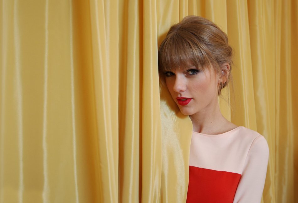 Taylor Swift  Photoshoot