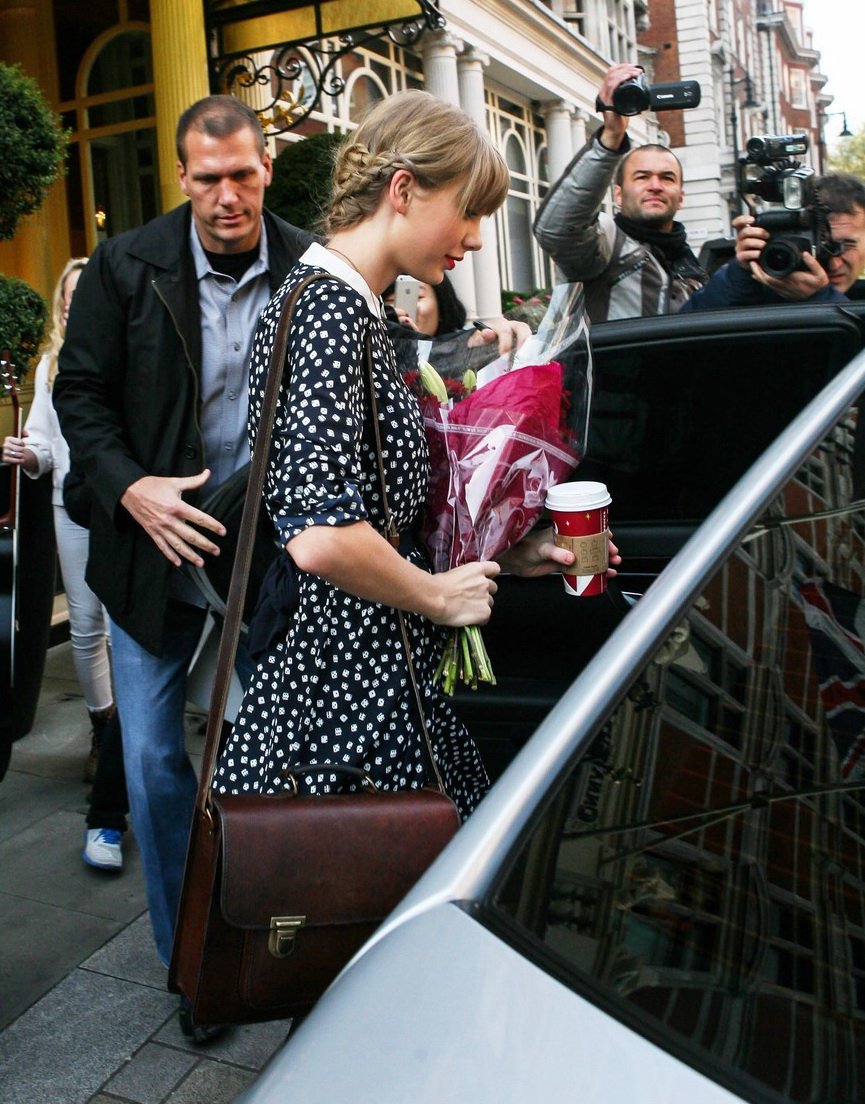 Taylor Swift  Photoshoot