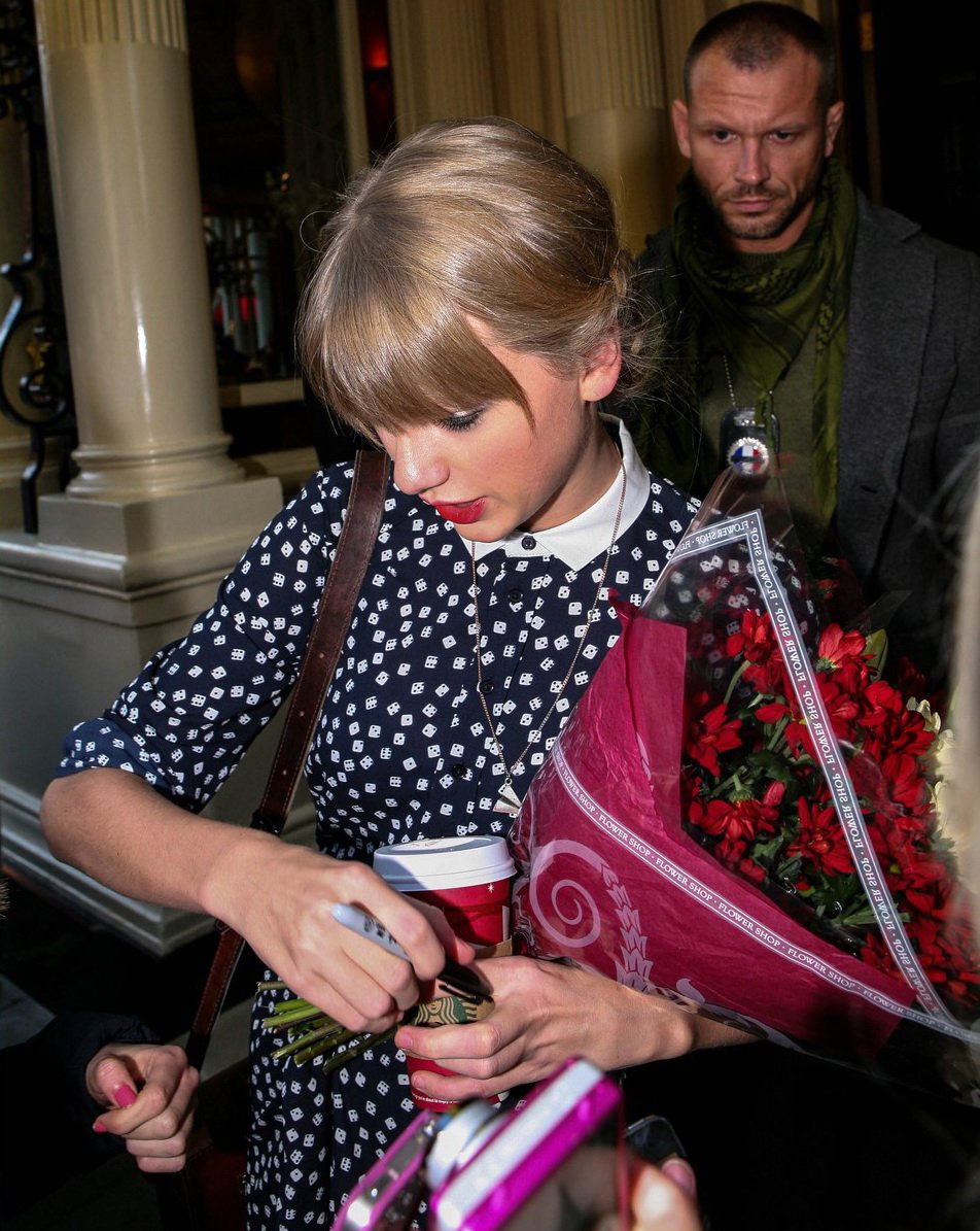Taylor Swift  Photoshoot