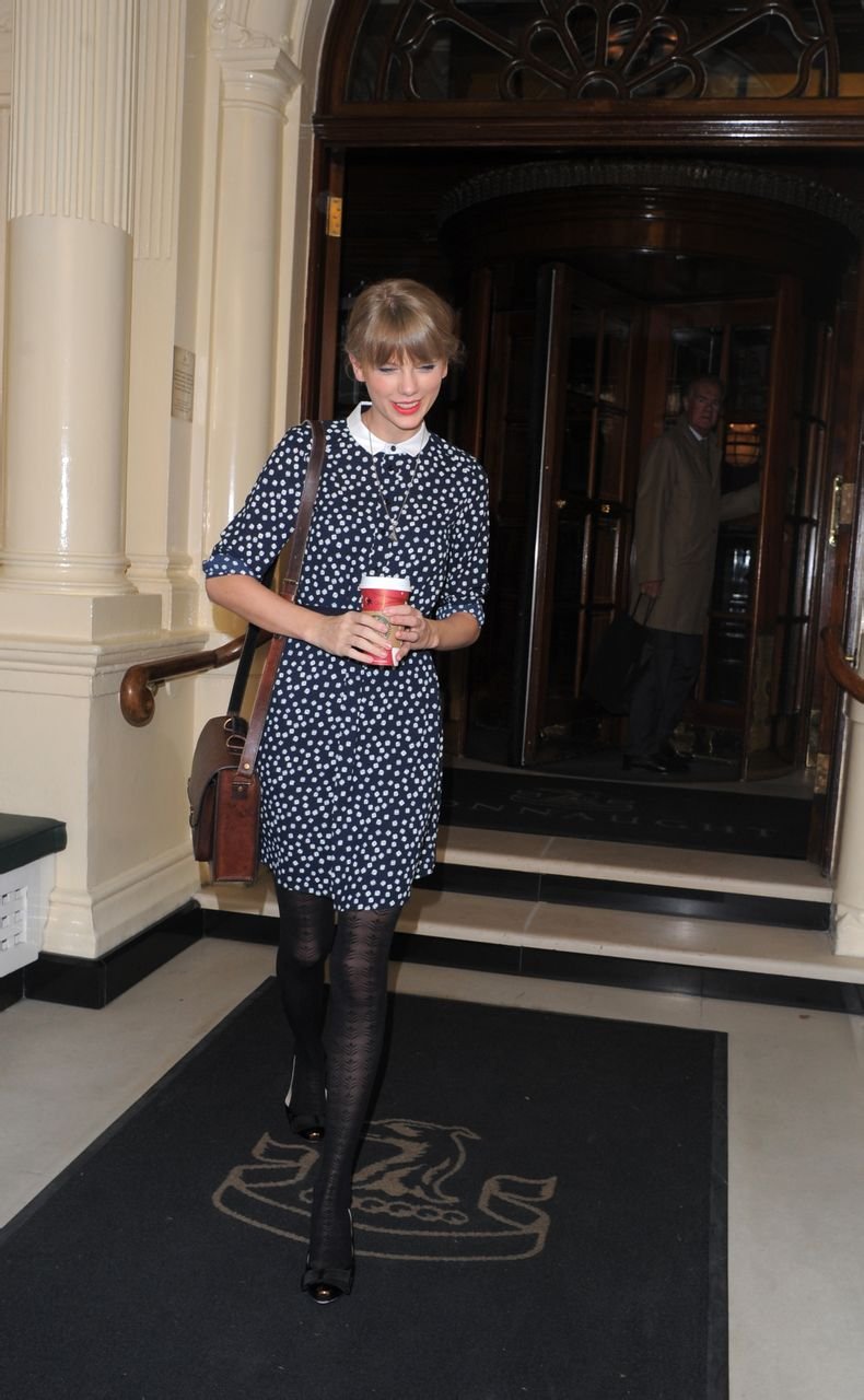 Taylor Swift  Photoshoot