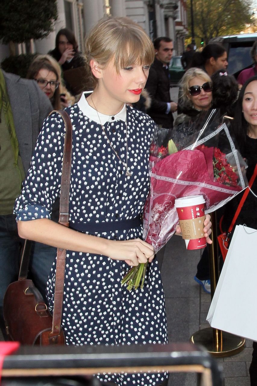 Taylor Swift  Photoshoot