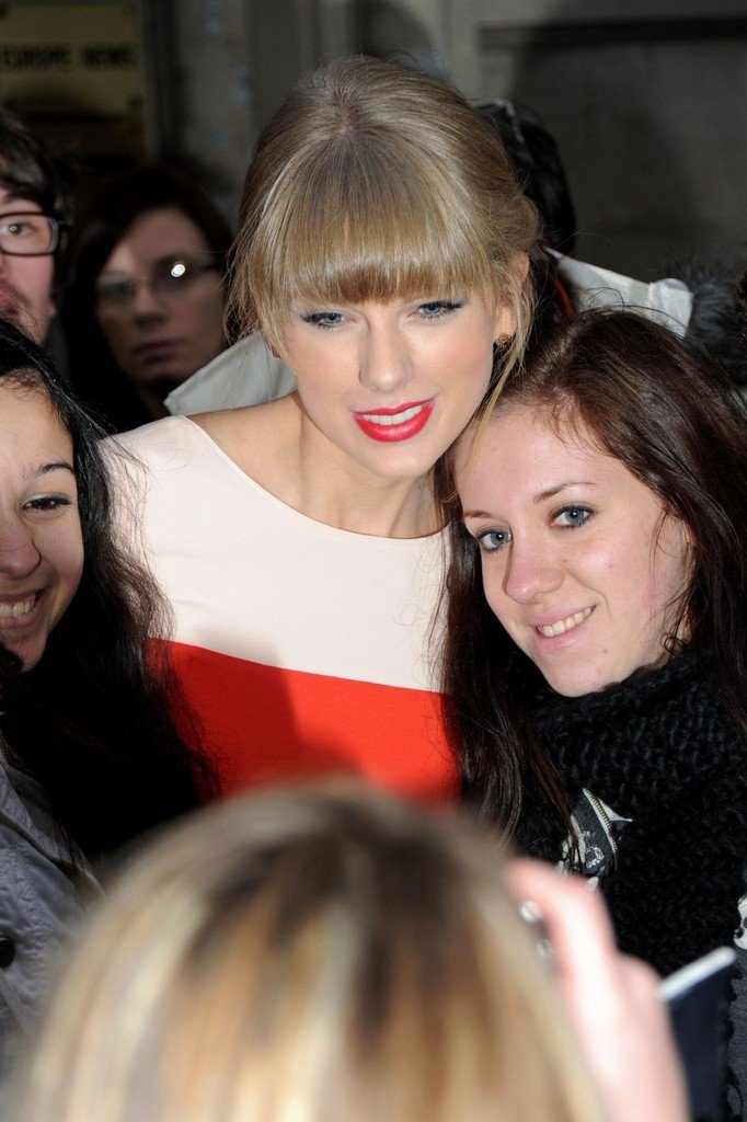 Taylor Swift  Photoshoot