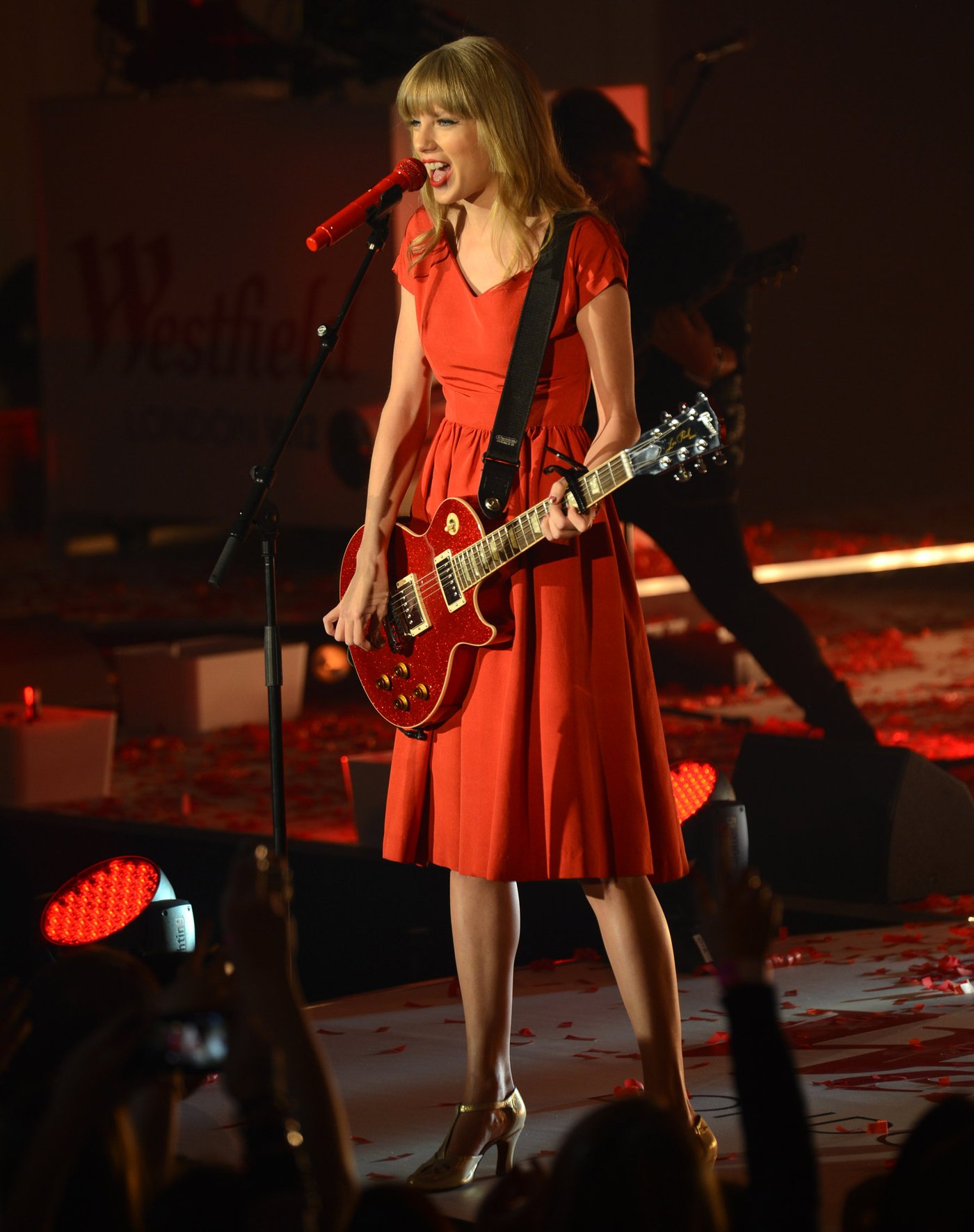 Taylor Swift  Photoshoot