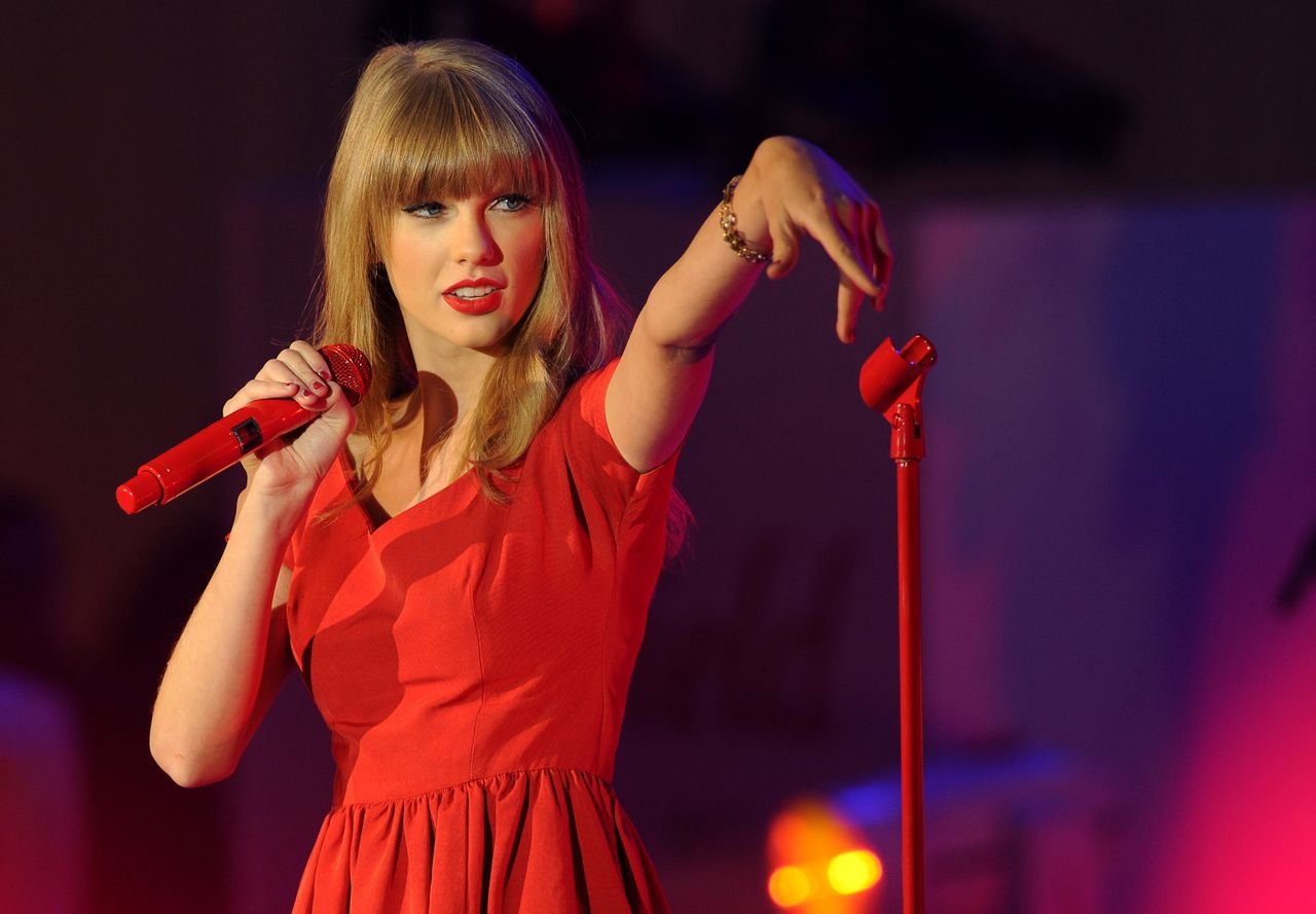 Taylor Swift  Photoshoot