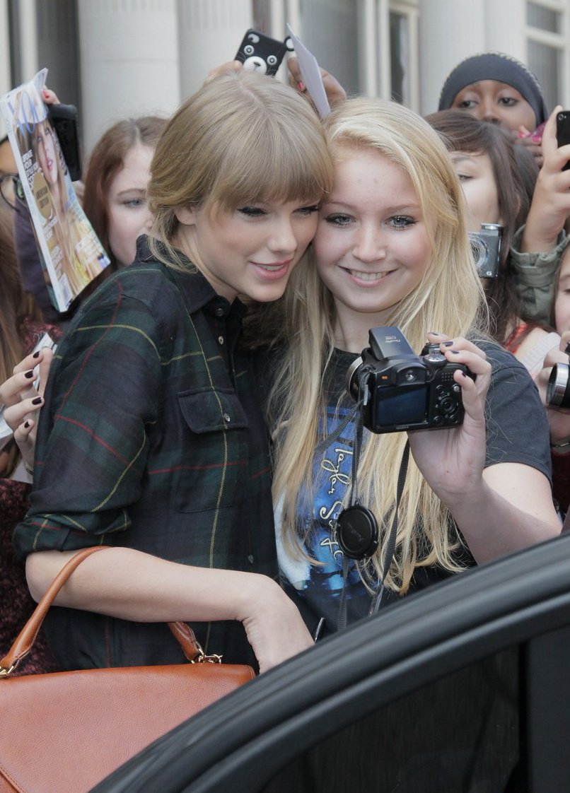 Taylor Swift  Photoshoot