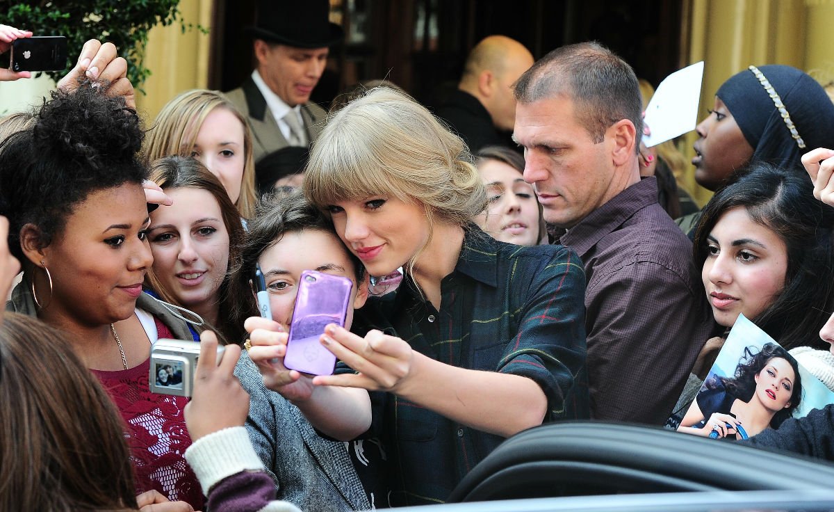 Taylor Swift  Photoshoot
