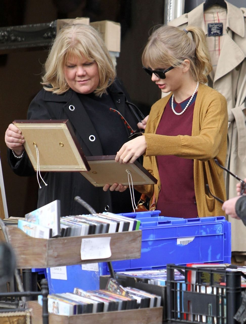 Taylor Swift  Photoshoot