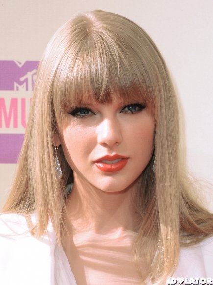 Taylor Swift  Photoshoot