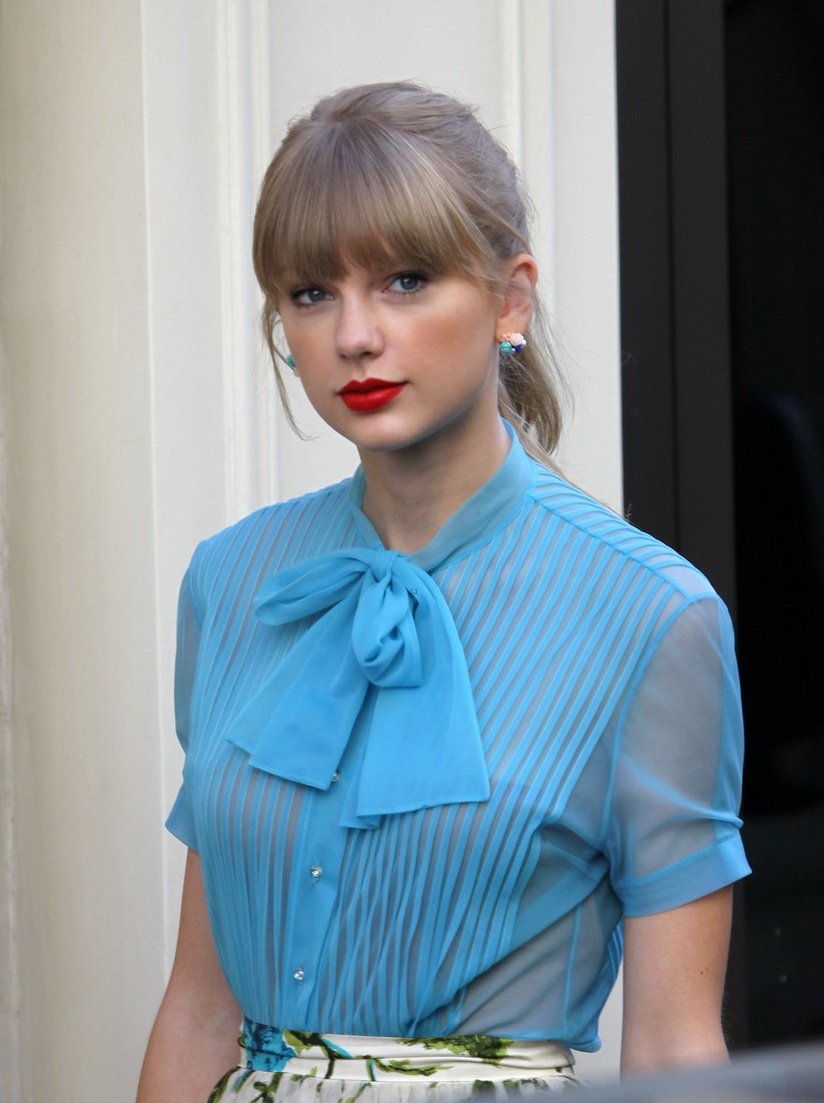 Taylor Swift  Photoshoot