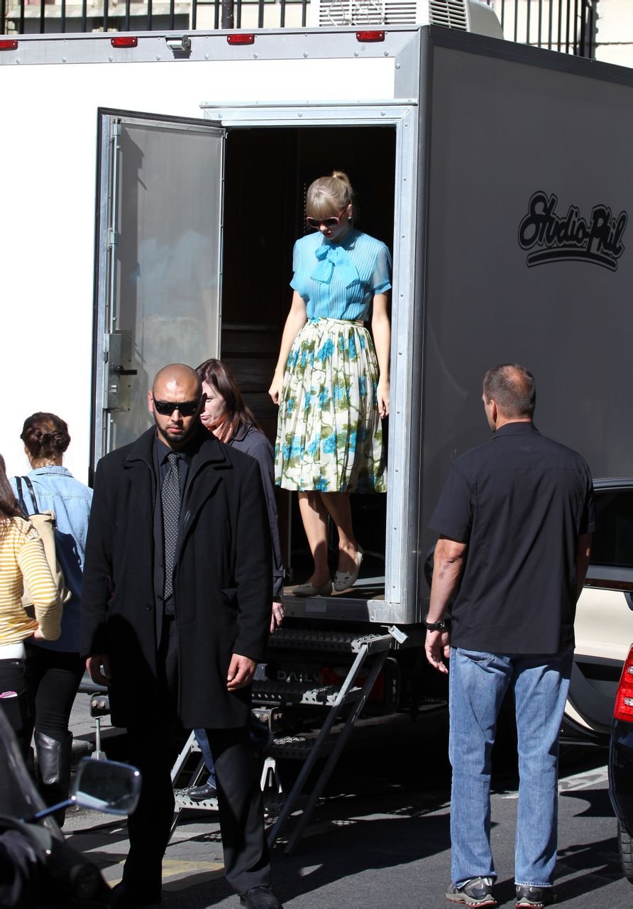 Taylor Swift  Photoshoot