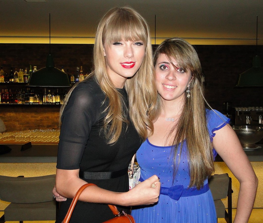 Taylor Swift  Photoshoot