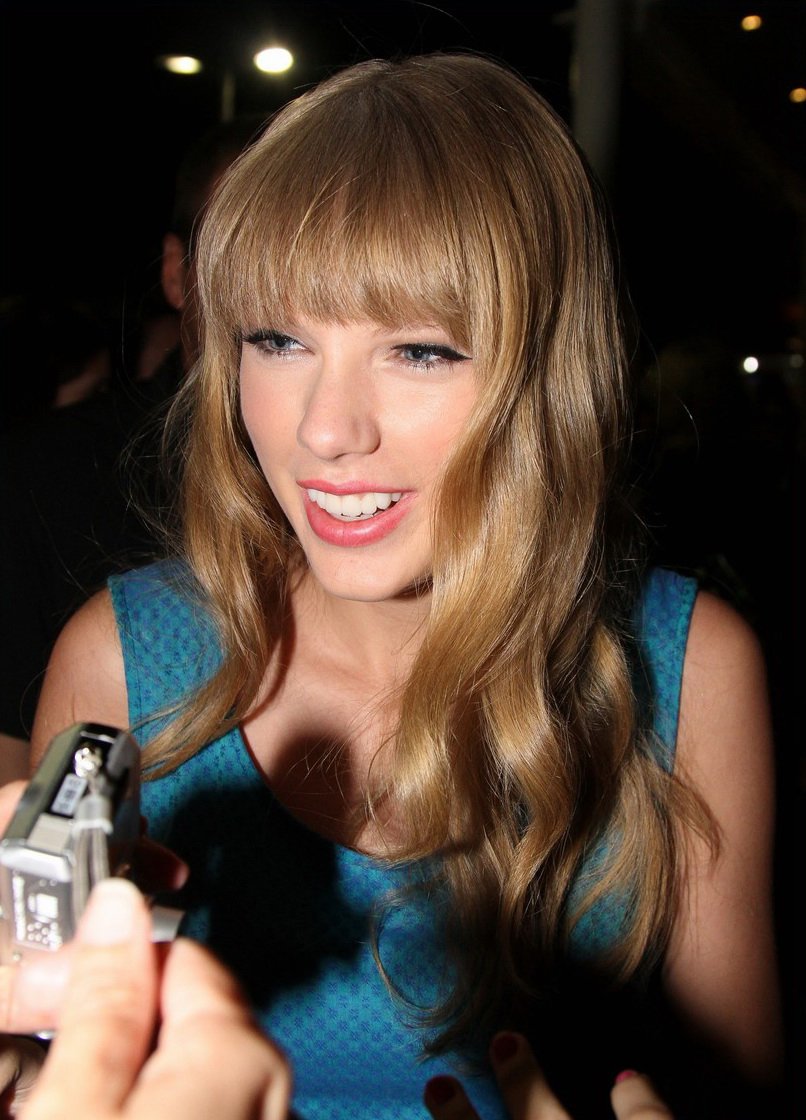 Taylor Swift  Photoshoot