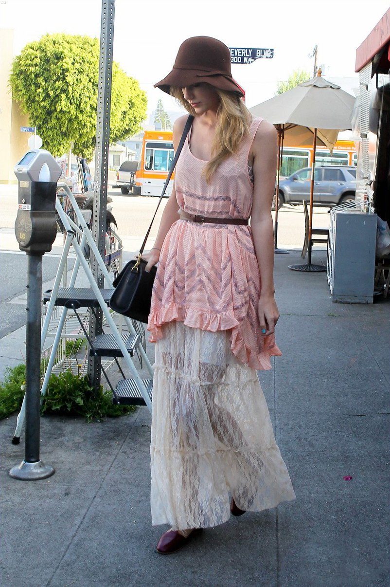 Taylor Swift  Photoshoot
