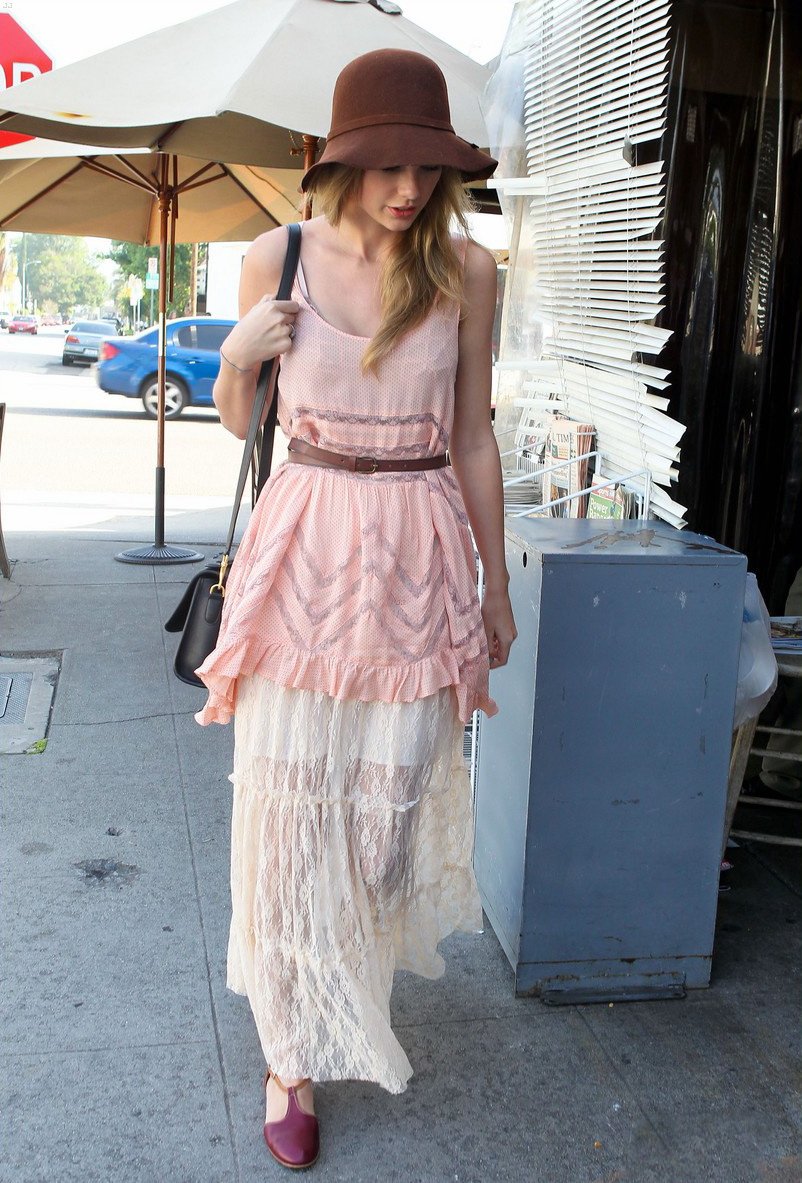 Taylor Swift  Photoshoot
