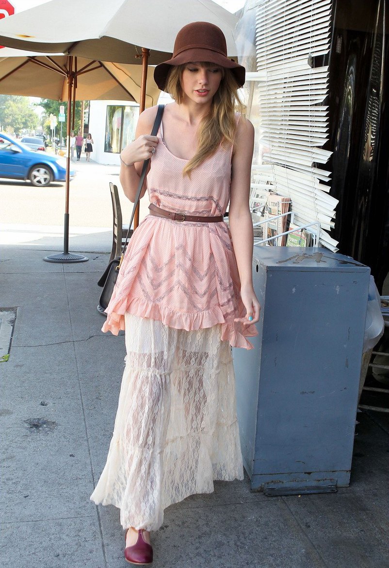 Taylor Swift  Photoshoot
