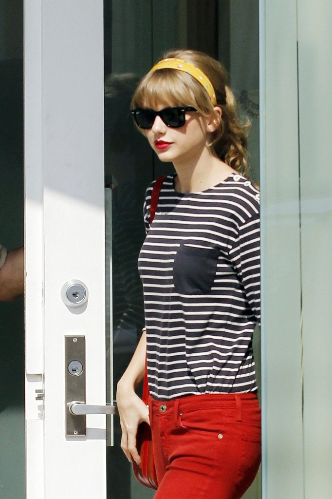 Taylor Swift  Photoshoot