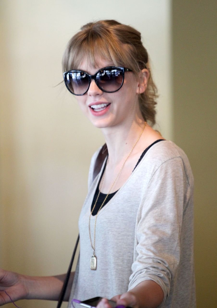 Taylor Swift  Photoshoot