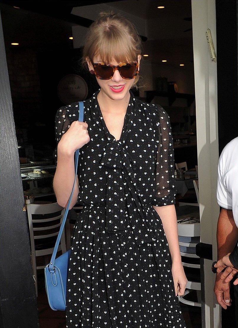 Taylor Swift  Photoshoot