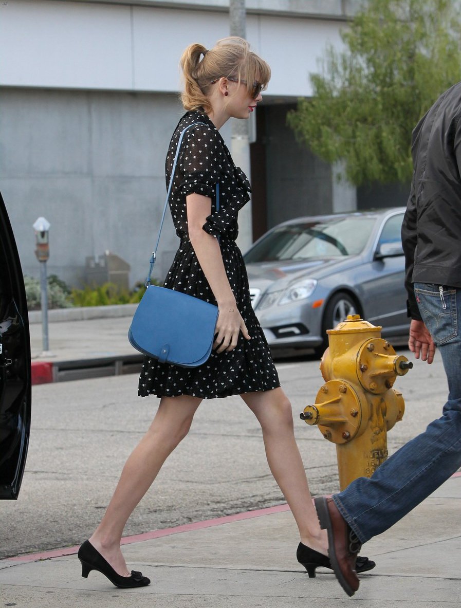 Taylor Swift  Photoshoot