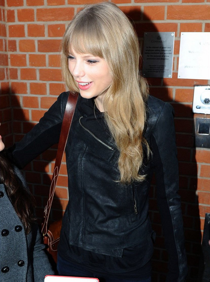 Taylor Swift  Photoshoot
