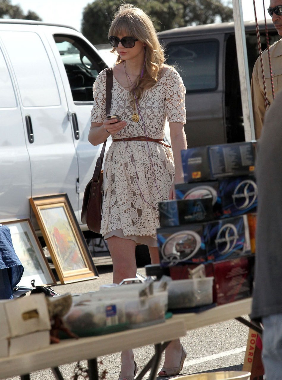 Taylor Swift  Photoshoot