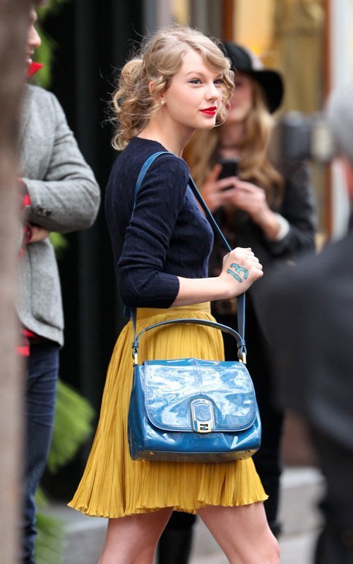 Taylor Swift  Photoshoot