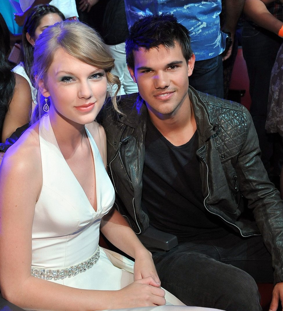 Taylor Swift  Photoshoot