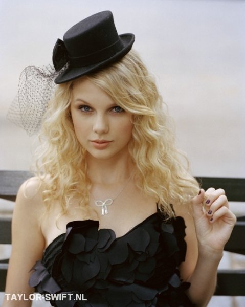 Taylor Swift  Photoshoot