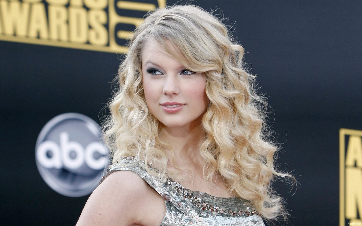Taylor Swift  Photoshoot