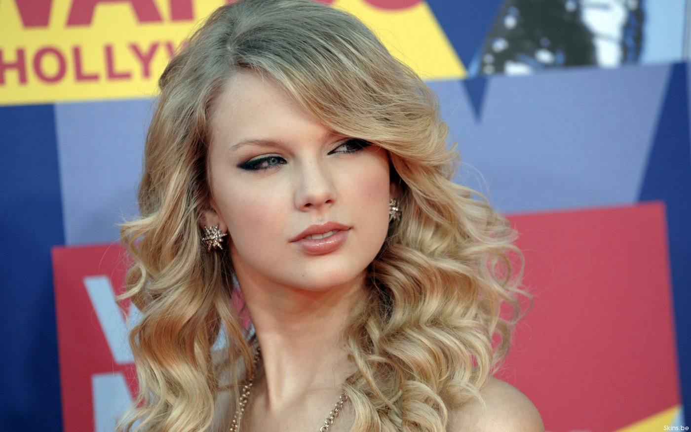 Taylor Swift  Photoshoot