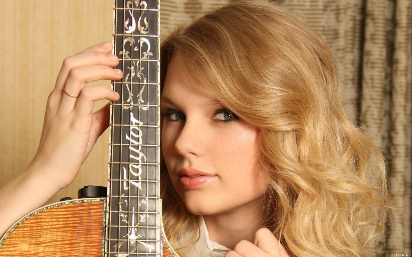 Taylor Swift  Photoshoot