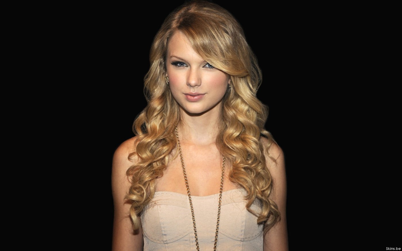Taylor Swift  Photoshoot
