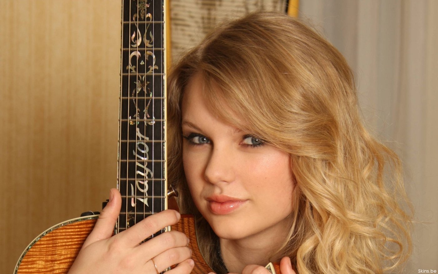 Taylor Swift  Photoshoot