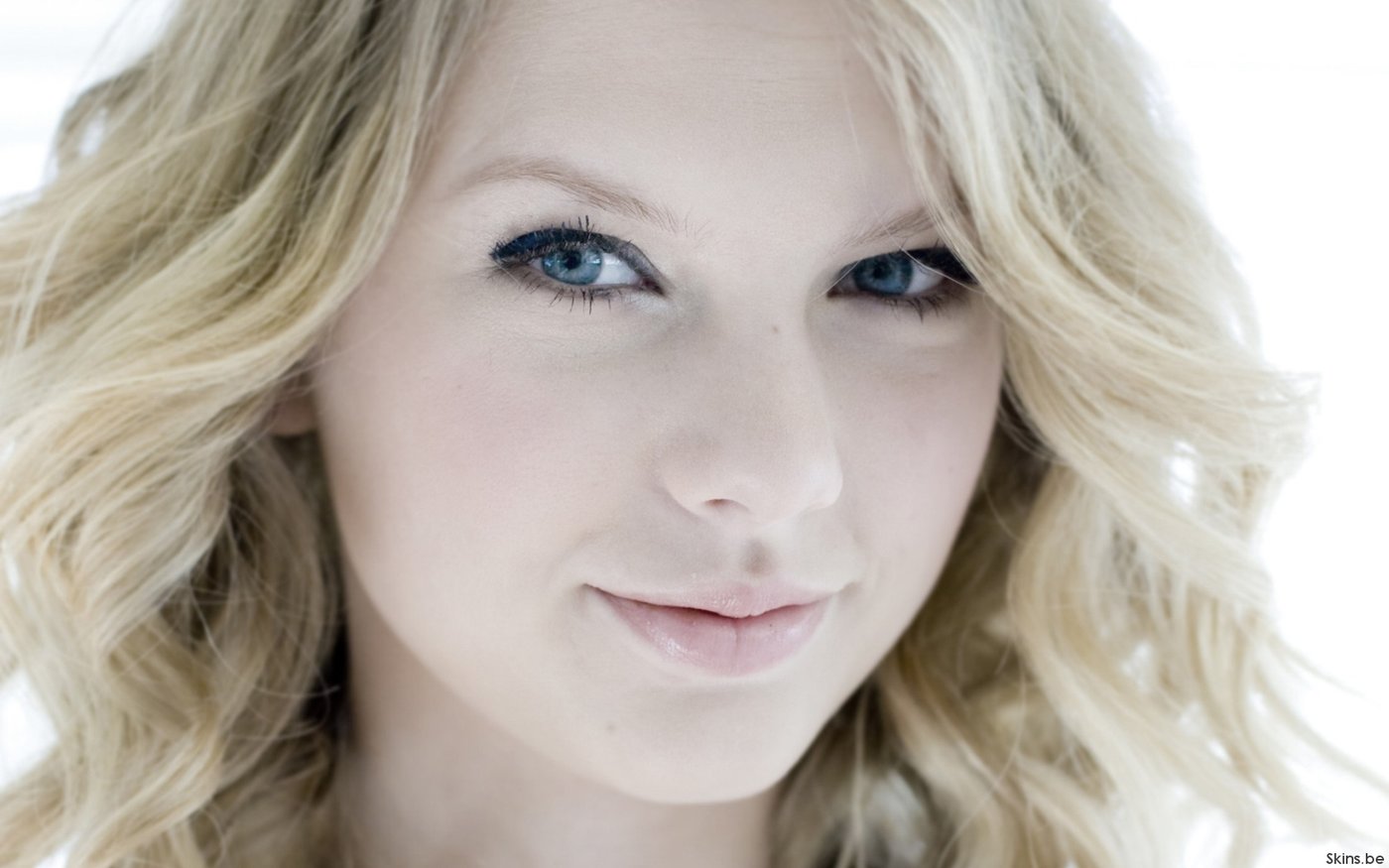 Taylor Swift  Photoshoot